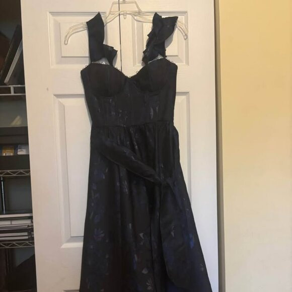 V Chapman Vera Ruffle-Strap Corset Side-Slit Midi Dress size 6 - Picture 1 of 4